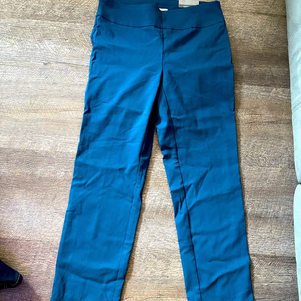 Van Huesen Women Size 4